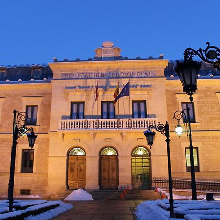 Alojamiento Turistico "El Torreon" Affittacamere Fresneda de la Sierra Esterno foto